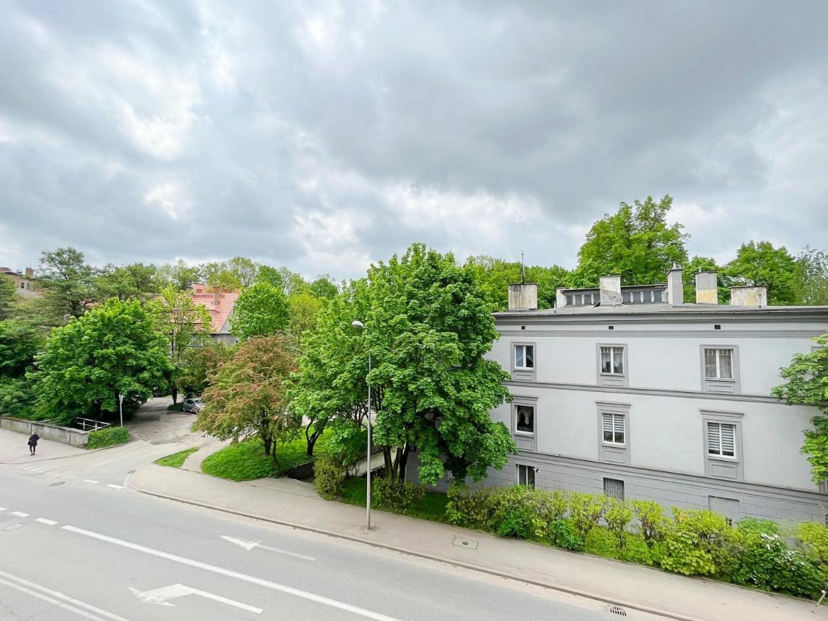 Apartament Stary Zdroj Валбжих Экстерьер фото